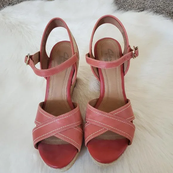 Clarks Coral Wedges - Picture 1 of 6